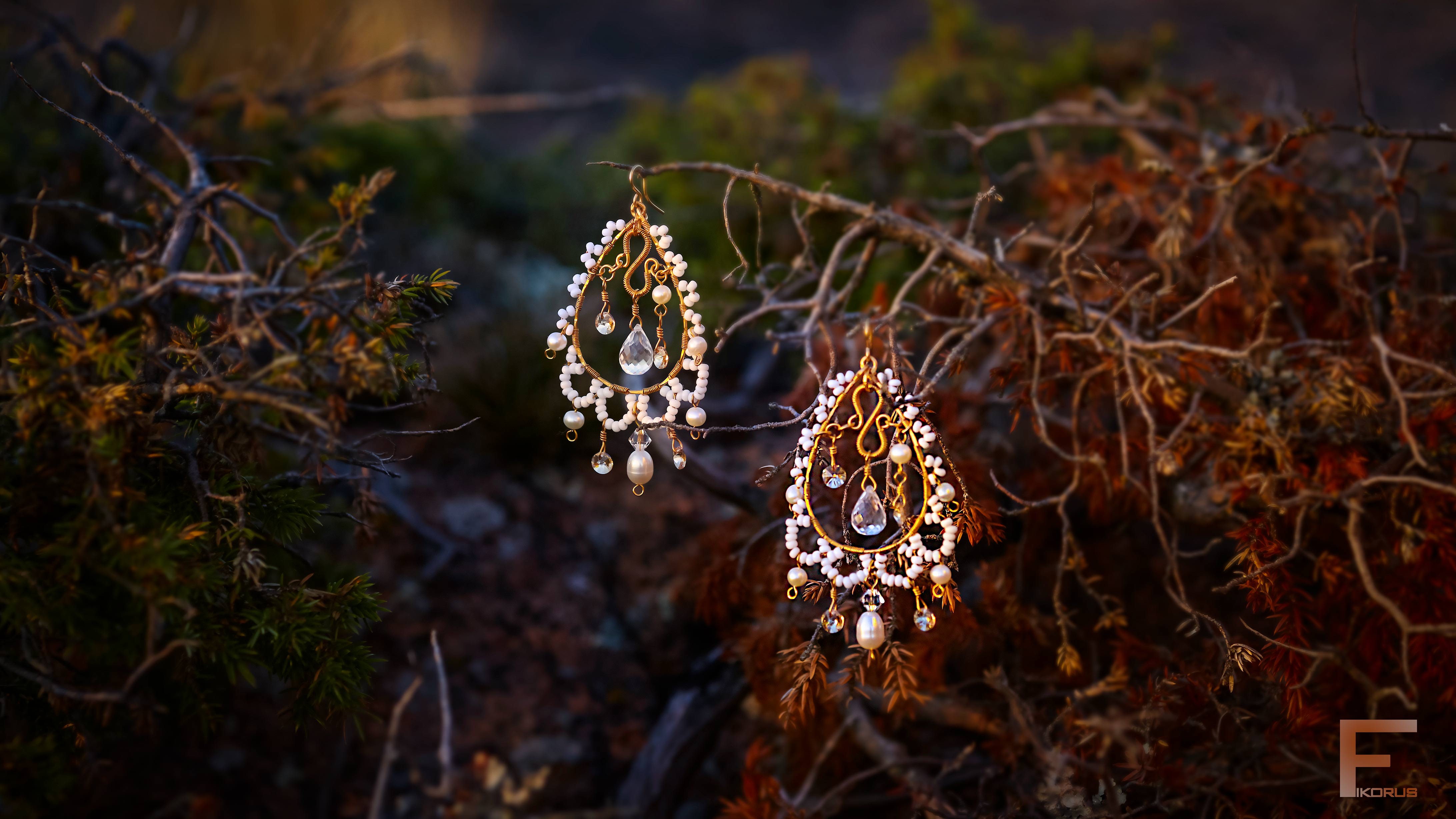 Fikorus brings romance to your relationship. Niina Karlsson created these earrings fit for your queen. 