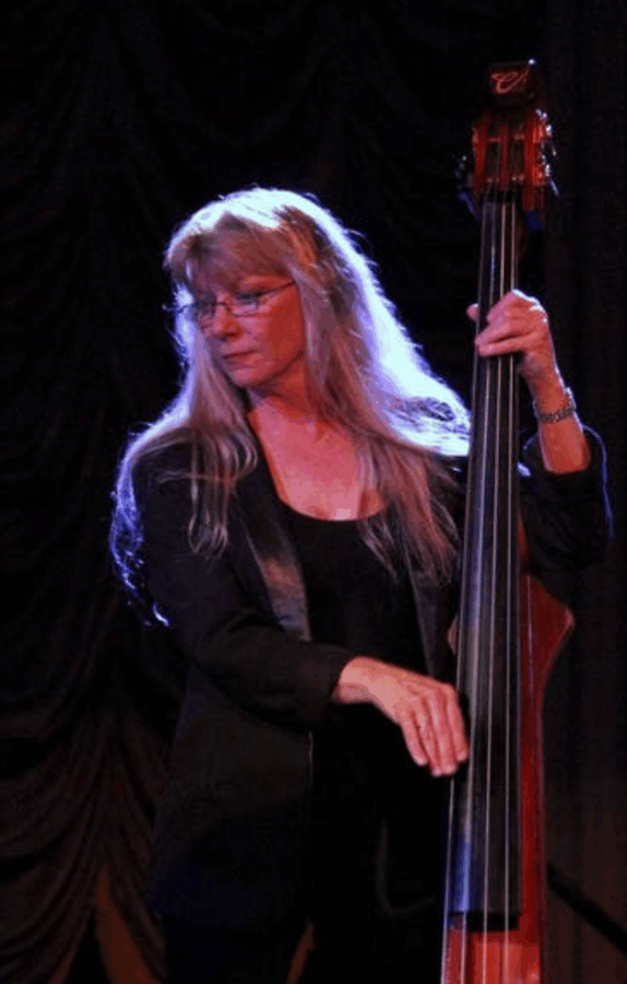 Ruth Davis, Bassist